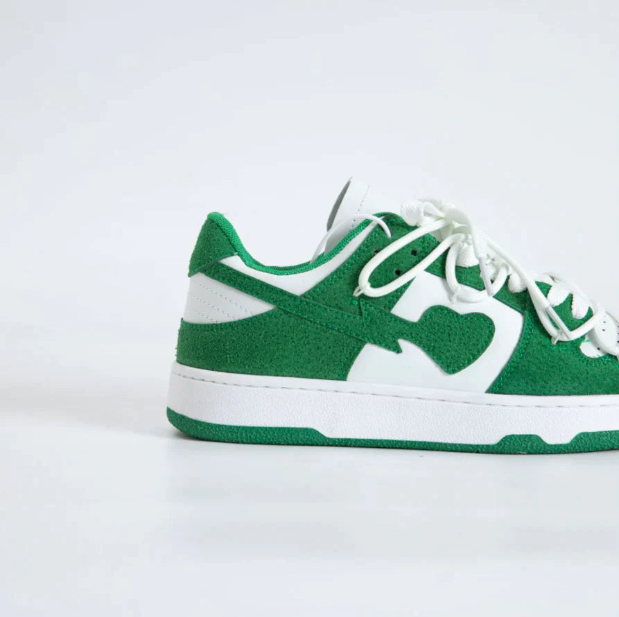 CLEEN - Heart Sneakers