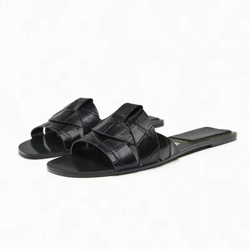 SUNY - Criss-Cross Strap Sandals